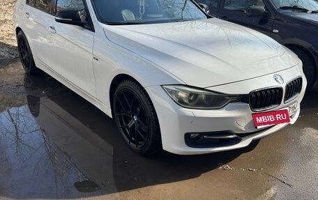 BMW 3 серия, 2012 год, 1 570 000 рублей, 1 фотография