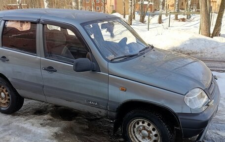 Chevrolet Niva I рестайлинг, 2004 год, 320 000 рублей, 5 фотография