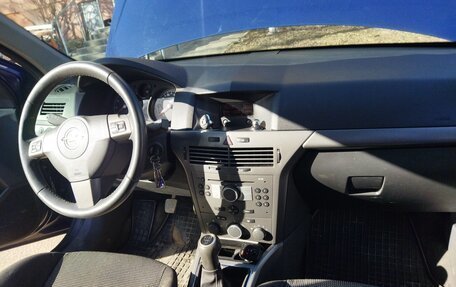 Opel Astra H, 2006 год, 380 000 рублей, 13 фотография