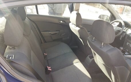 Opel Astra H, 2006 год, 380 000 рублей, 18 фотография