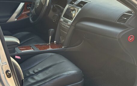 Toyota Camry, 2008 год, 1 200 000 рублей, 19 фотография