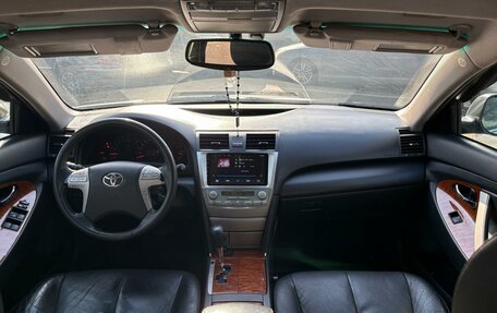Toyota Camry, 2008 год, 1 200 000 рублей, 24 фотография