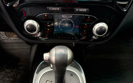 Nissan Juke II, 2013 год, 800 000 рублей, 13 фотография