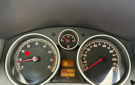 Opel Zafira B, 2014 год, 700 000 рублей, 16 фотография