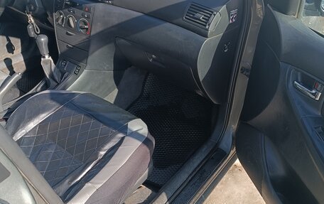 Toyota Corolla, 2005 год, 410 000 рублей, 8 фотография