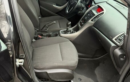 Opel Astra J, 2011 год, 585 000 рублей, 12 фотография