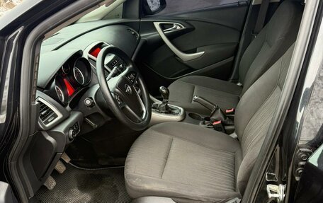 Opel Astra J, 2011 год, 585 000 рублей, 9 фотография