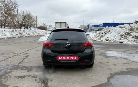 Opel Astra J, 2011 год, 585 000 рублей, 8 фотография