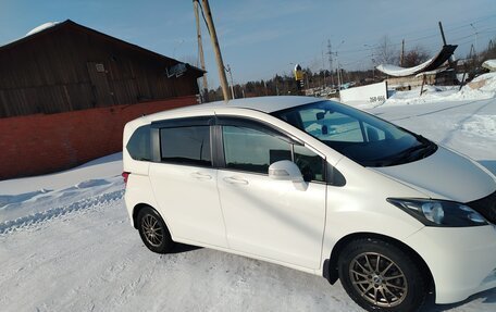 Honda Freed I, 2009 год, 900 000 рублей, 4 фотография