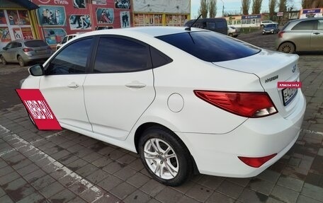 Hyundai Solaris II рестайлинг, 2014 год, 820 000 рублей, 5 фотография