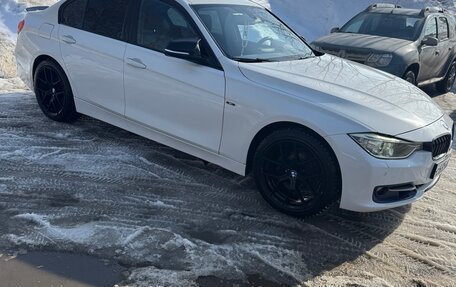BMW 3 серия, 2012 год, 1 570 000 рублей, 14 фотография