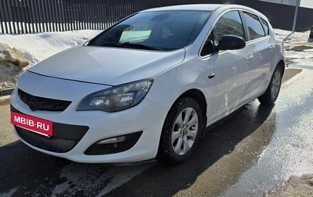 Opel Astra J, 2014 год, 610 000 рублей, 2 фотография