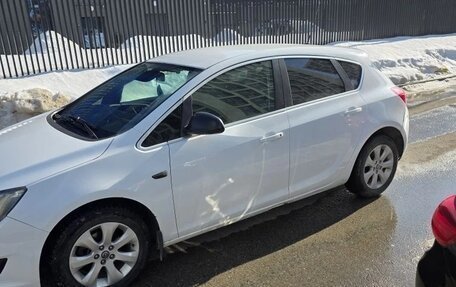 Opel Astra J, 2014 год, 610 000 рублей, 6 фотография