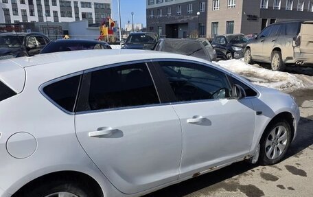 Opel Astra J, 2014 год, 610 000 рублей, 9 фотография