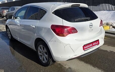 Opel Astra J, 2014 год, 610 000 рублей, 4 фотография