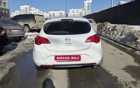 Opel Astra J, 2014 год, 610 000 рублей, 10 фотография