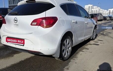 Opel Astra J, 2014 год, 610 000 рублей, 7 фотография