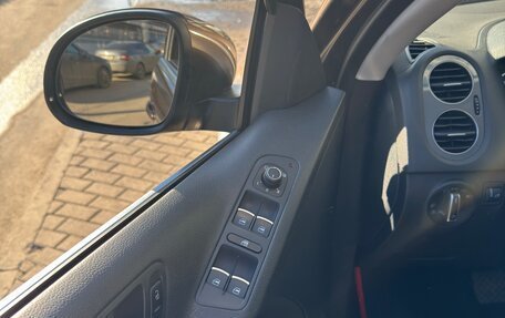 Volkswagen Tiguan I, 2016 год, 2 190 000 рублей, 15 фотография