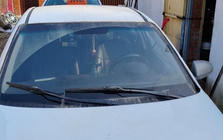 Hyundai Solaris II рестайлинг, 2017 год, 300 000 рублей, 6 фотография