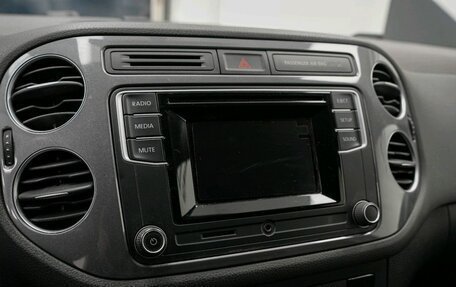 Volkswagen Tiguan I, 2015 год, 1 579 000 рублей, 12 фотография