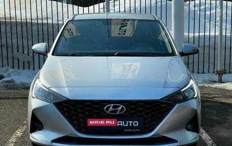 Hyundai Solaris II рестайлинг, 2020 год, 1 749 000 рублей, 2 фотография