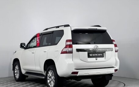 Toyota Land Cruiser Prado 150 рестайлинг 2, 2015 год, 3 299 000 рублей, 7 фотография