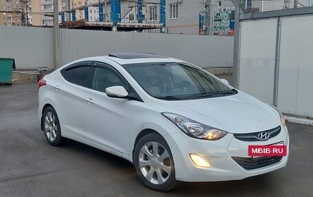 Hyundai Elantra V, 2011 год, 900 000 рублей, 4 фотография