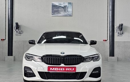 BMW 3 серия, 2019 год, 3 210 000 рублей, 1 фотография