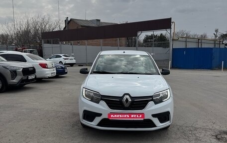 Renault Logan II, 2018 год, 419 000 рублей, 1 фотография