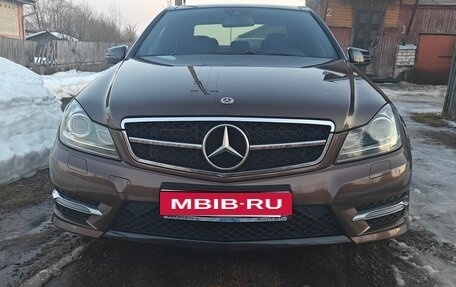 Mercedes-Benz C-Класс, 2012 год, 1 600 000 рублей, 1 фотография