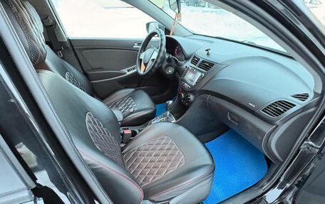 Hyundai Solaris II рестайлинг, 2013 год, 899 999 рублей, 10 фотография