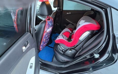 Hyundai Solaris II рестайлинг, 2013 год, 899 999 рублей, 12 фотография