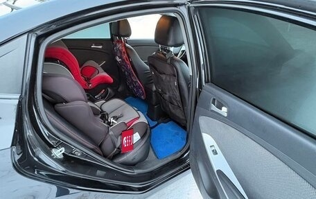 Hyundai Solaris II рестайлинг, 2013 год, 899 999 рублей, 11 фотография