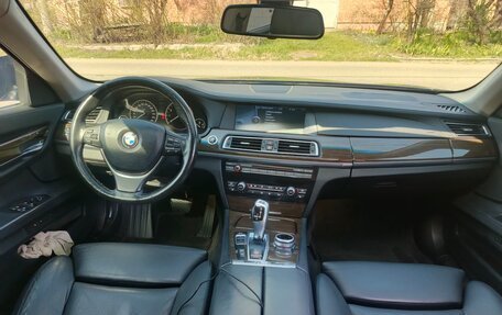 BMW 7 серия, 2009 год, 715 000 рублей, 11 фотография