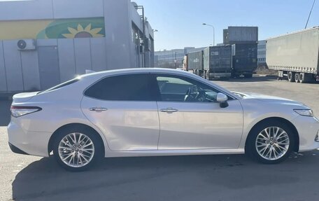 Toyota Camry, 2020 год, 3 000 000 рублей, 3 фотография