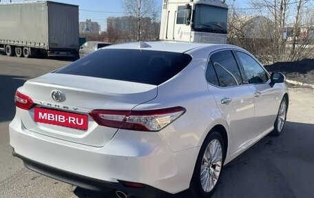 Toyota Camry, 2020 год, 3 000 000 рублей, 5 фотография