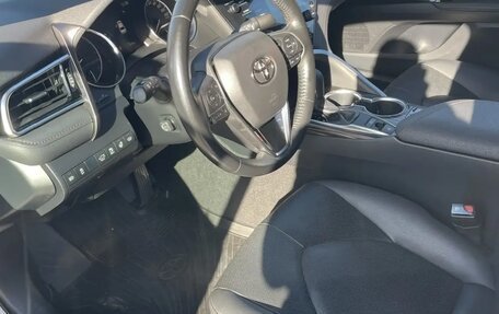 Toyota Camry, 2020 год, 3 000 000 рублей, 12 фотография