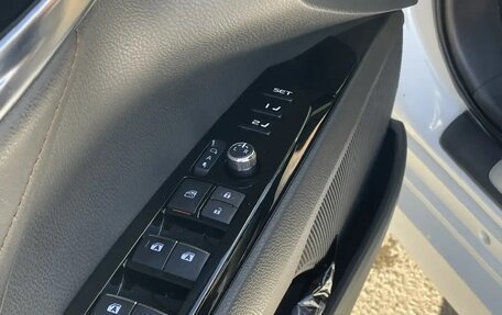 Toyota Camry, 2020 год, 3 000 000 рублей, 14 фотография