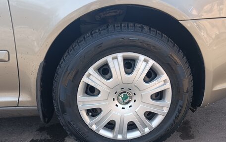 Skoda Octavia, 2011 год, 850 000 рублей, 2 фотография