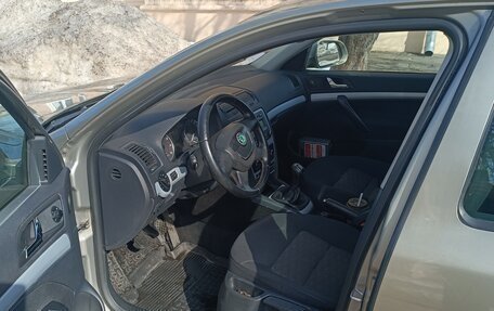 Skoda Octavia, 2011 год, 850 000 рублей, 20 фотография