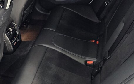 BMW 3 серия, 2019 год, 3 210 000 рублей, 11 фотография