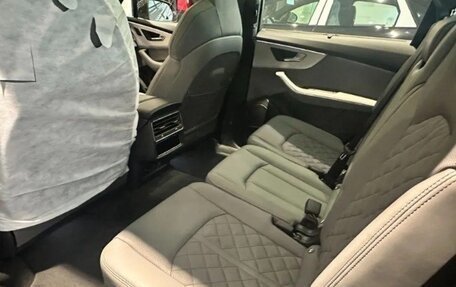 Audi Q7, 2025 год, 16 700 000 рублей, 14 фотография