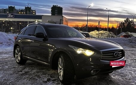 Infiniti FX II, 2012 год, 2 000 000 рублей, 3 фотография