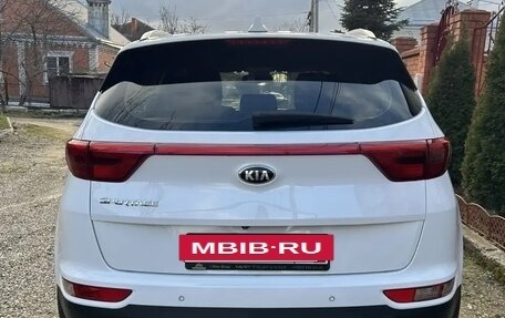 KIA Sportage IV рестайлинг, 2018 год, 2 000 000 рублей, 5 фотография
