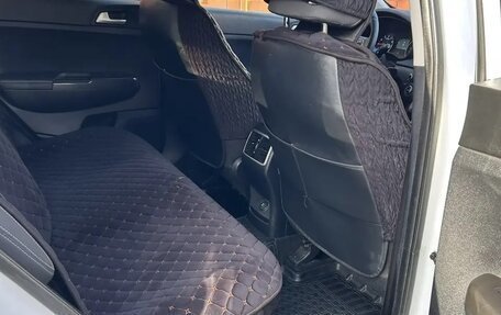 KIA Sportage IV рестайлинг, 2018 год, 2 000 000 рублей, 13 фотография