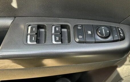 KIA Sportage IV рестайлинг, 2018 год, 2 000 000 рублей, 15 фотография