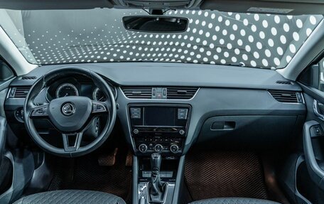 Skoda Octavia, 2018 год, 1 826 000 рублей, 9 фотография