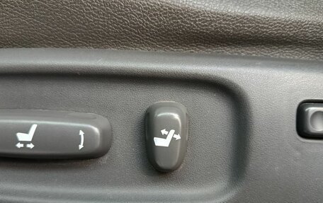 Toyota Land Cruiser 200, 2008 год, 2 300 000 рублей, 18 фотография