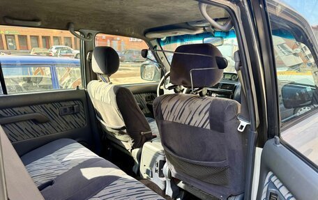 Toyota Land Cruiser Prado 90 рестайлинг, 1998 год, 745 000 рублей, 7 фотография