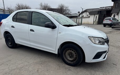 Renault Logan II, 2018 год, 419 000 рублей, 5 фотография